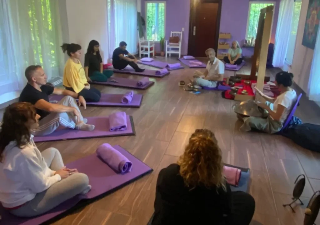 Sesión de vibroacústica en colchoneta sonora para inducir calma